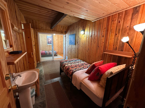 皮尔山乡村旅馆和小屋主图