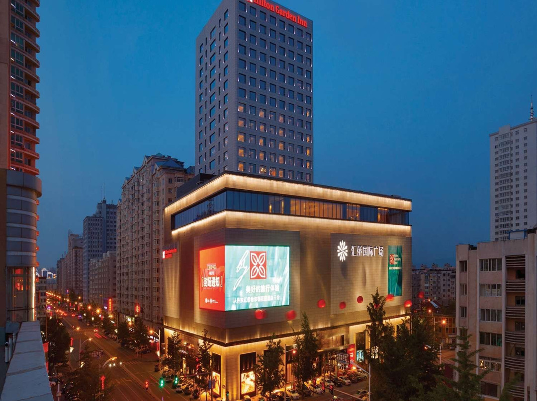 丹东汇侨希尔顿花园酒店主图