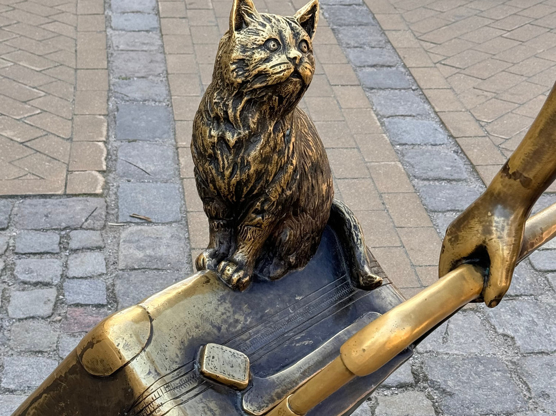 Sculpture Kurortnitsa-泽列诺格拉茨克必去景点