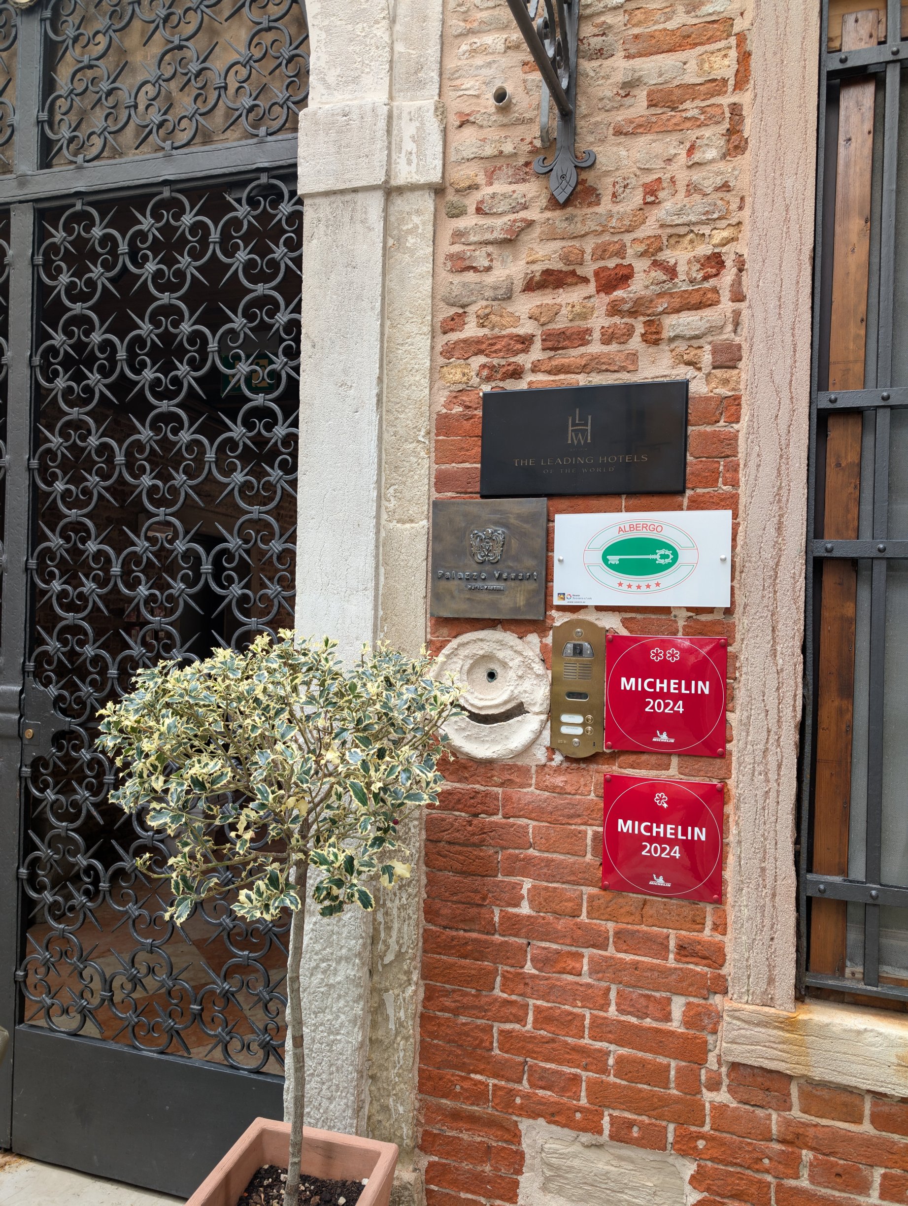 维纳特宫豪华酒店-浴室