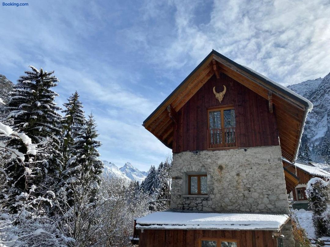 Ecrins Lodge主图
