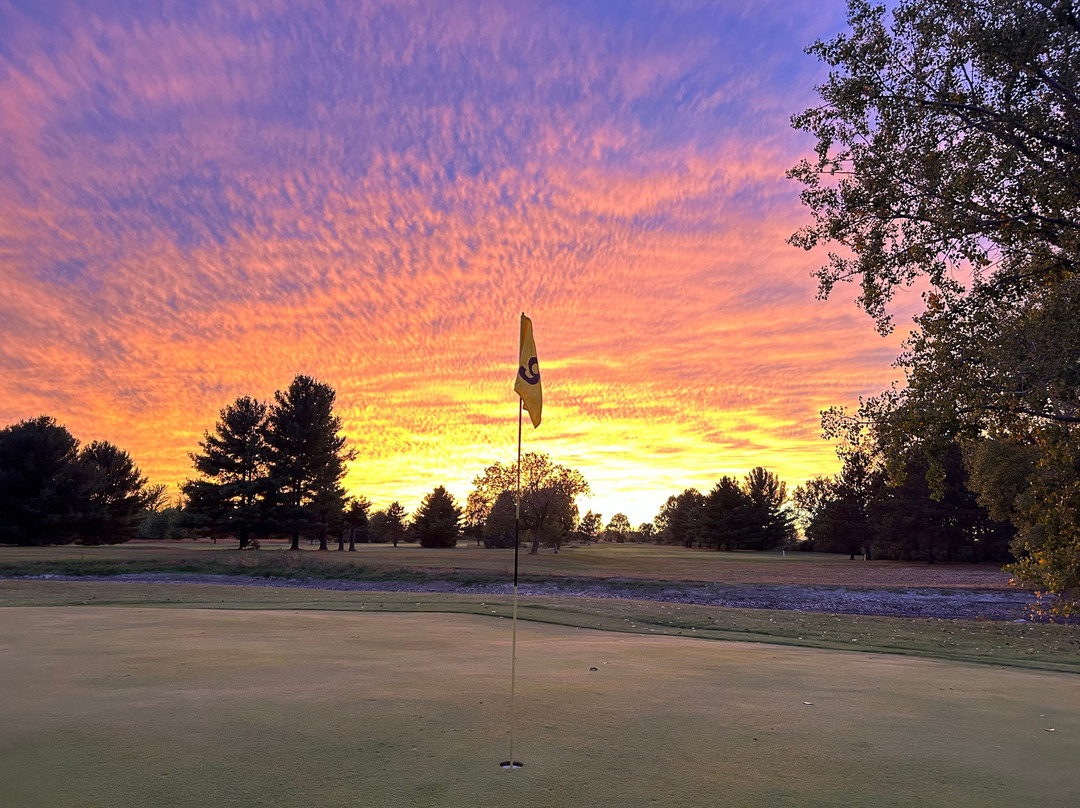 County Line Golf Course And Driving Range