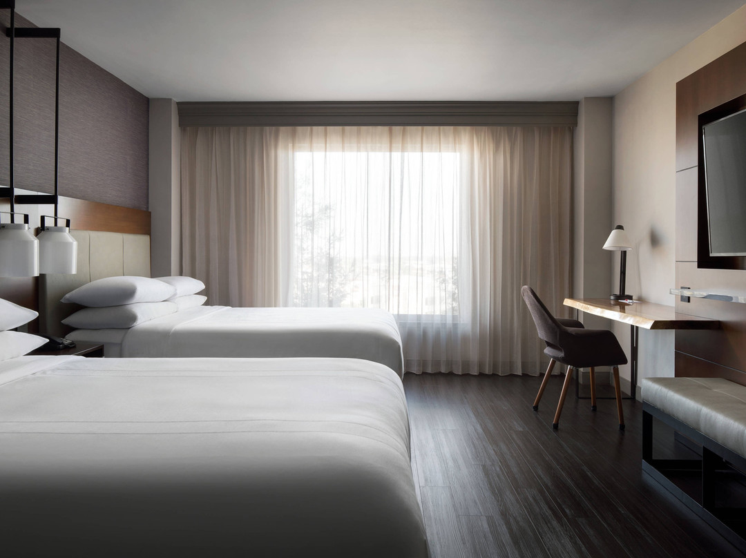 Visalia Marriott at the Convention Center主图