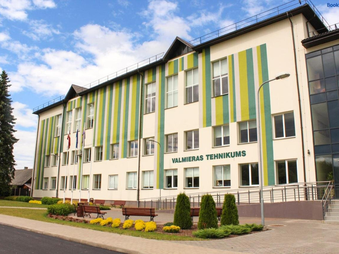 Valmieras tehnikuma dienesta viesnica