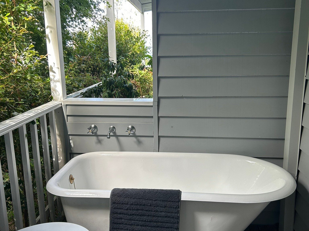 彼鲁兹洛恩酒店主图