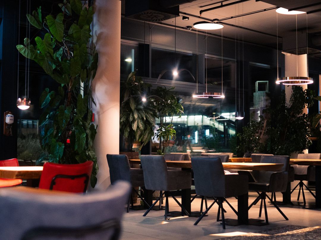 Heat - Restaurant & Grill