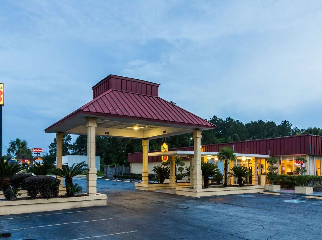 Super 8 by Wyndham Hardeeville