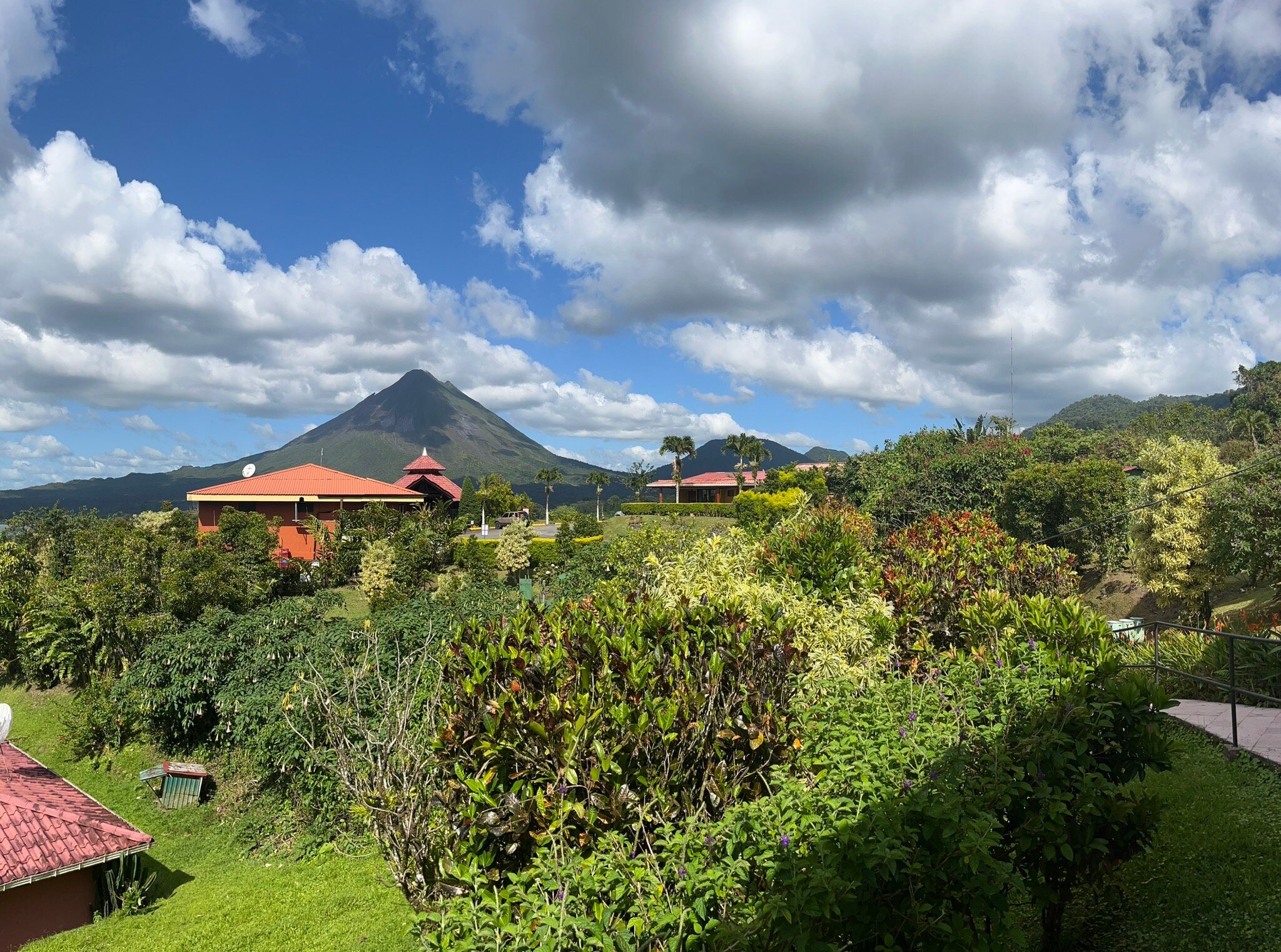 Linda Vista Hotel-官方