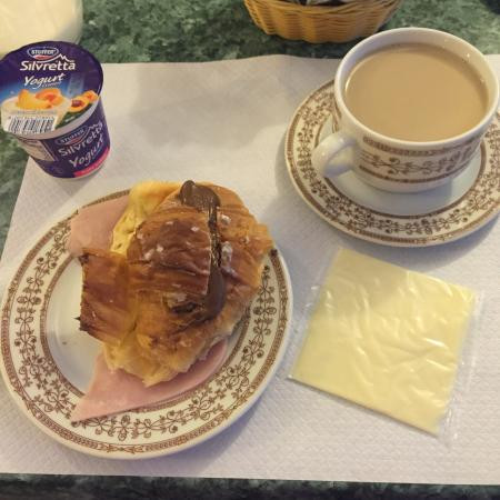 多洛米蒂酒店主图