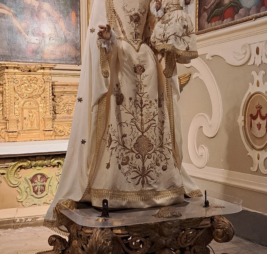 Chiesa di Santa Chiara-马泰拉必去景点