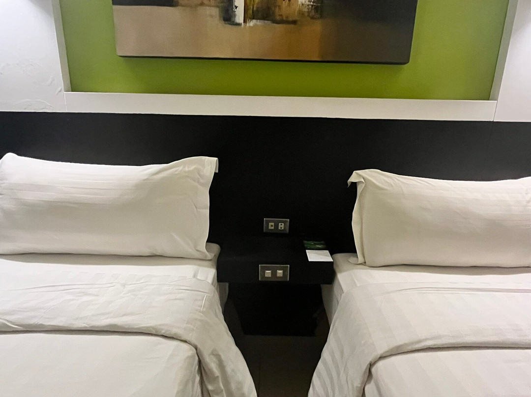 阿斯顿登帕萨会议中心酒店主图