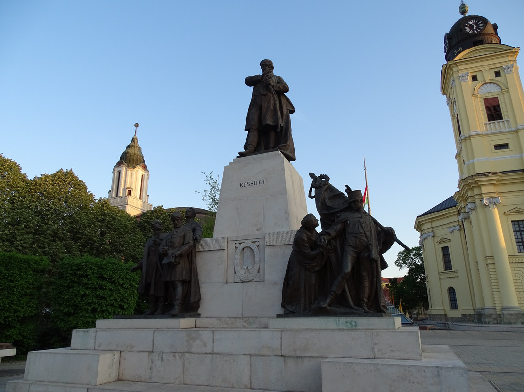 Statue of Lajos Kossuth景点图片