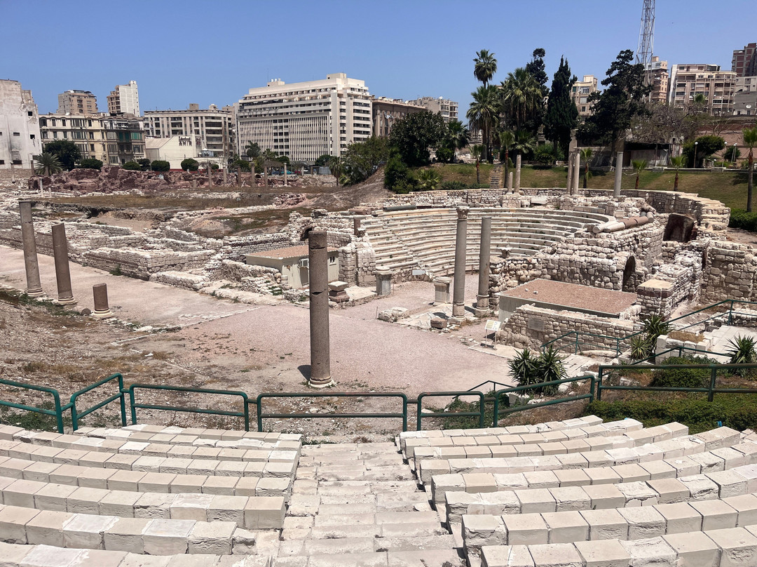 Ancient Roman Amphitheater-亚历山大必去景点
