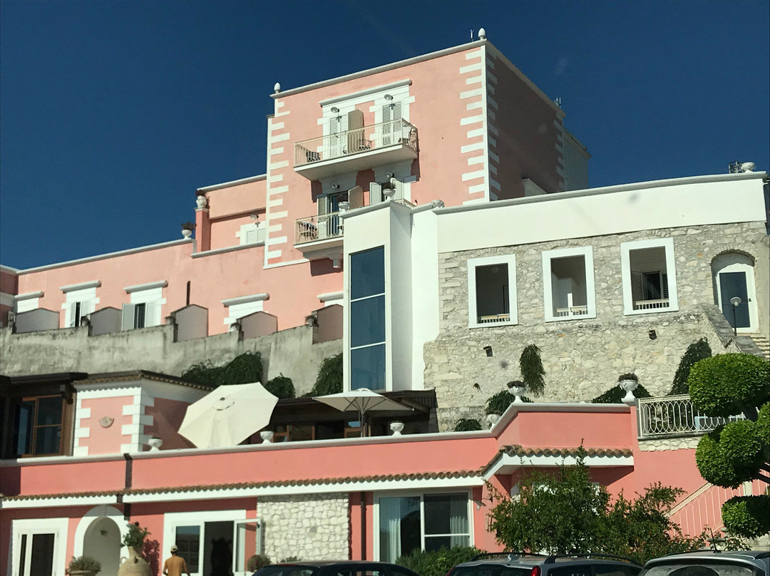 卡斯特里诺二世酒店主图