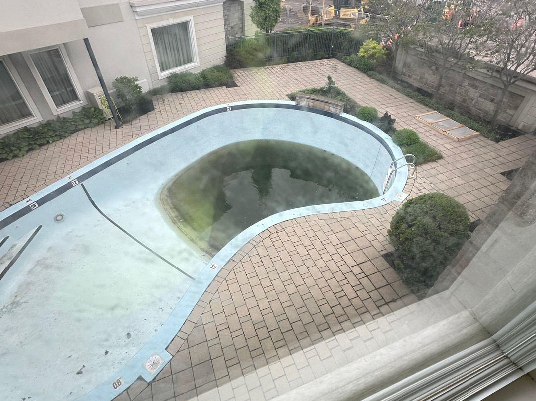 爱瑞斯特卡特贝斯特韦斯特PREMIER酒店主图