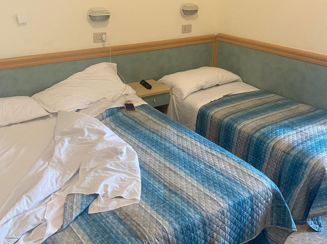 Hotel Crystal主图