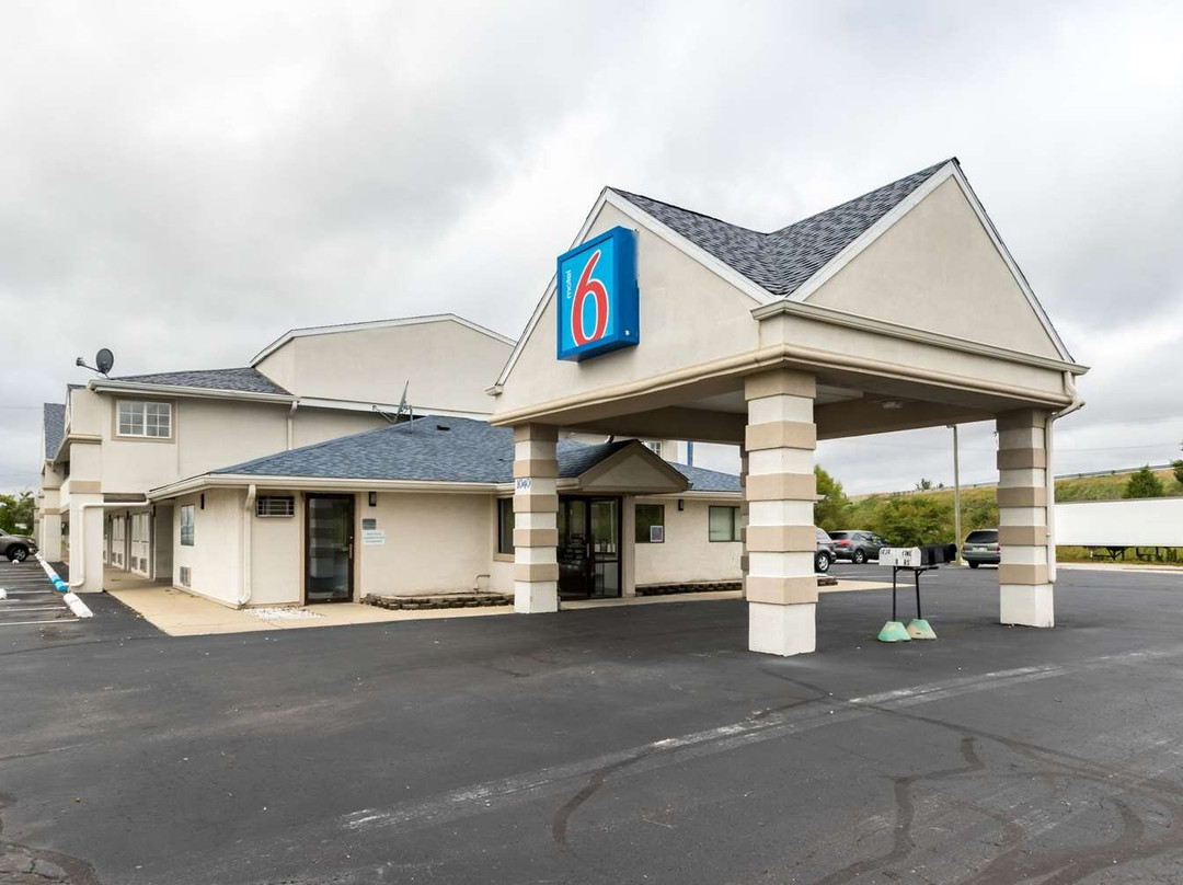 Motel 6 Crawfordsville, IN