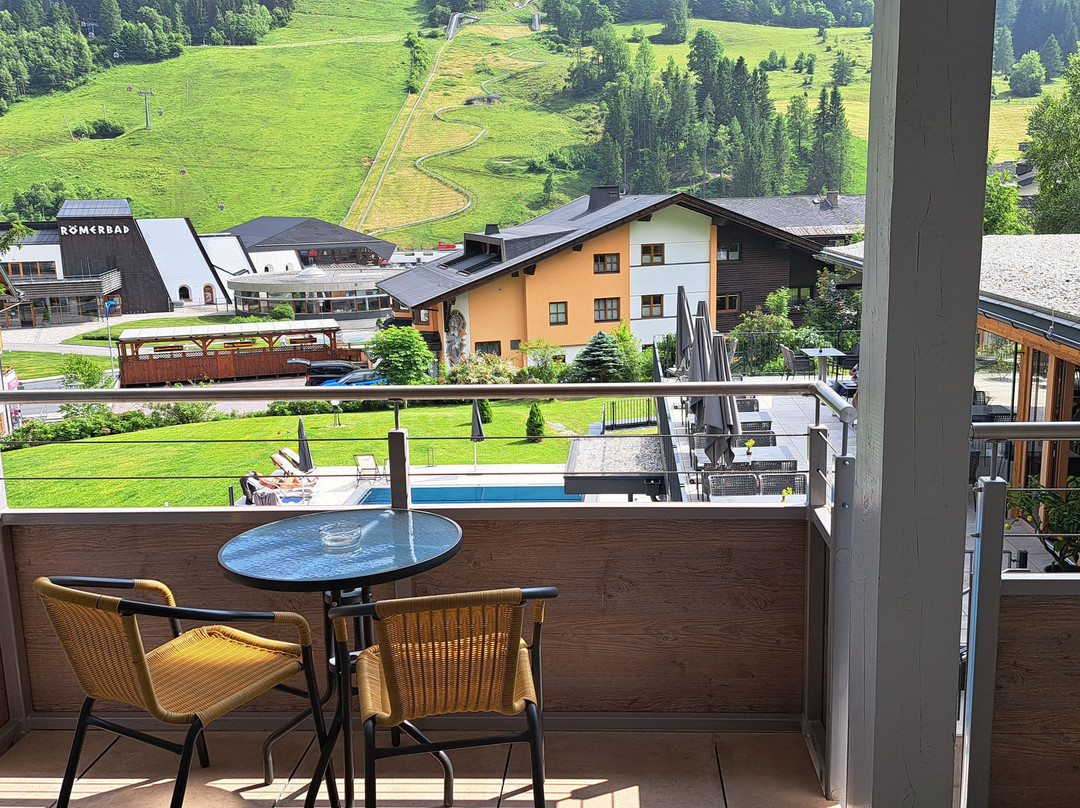 Evident Hotel Prägant主图