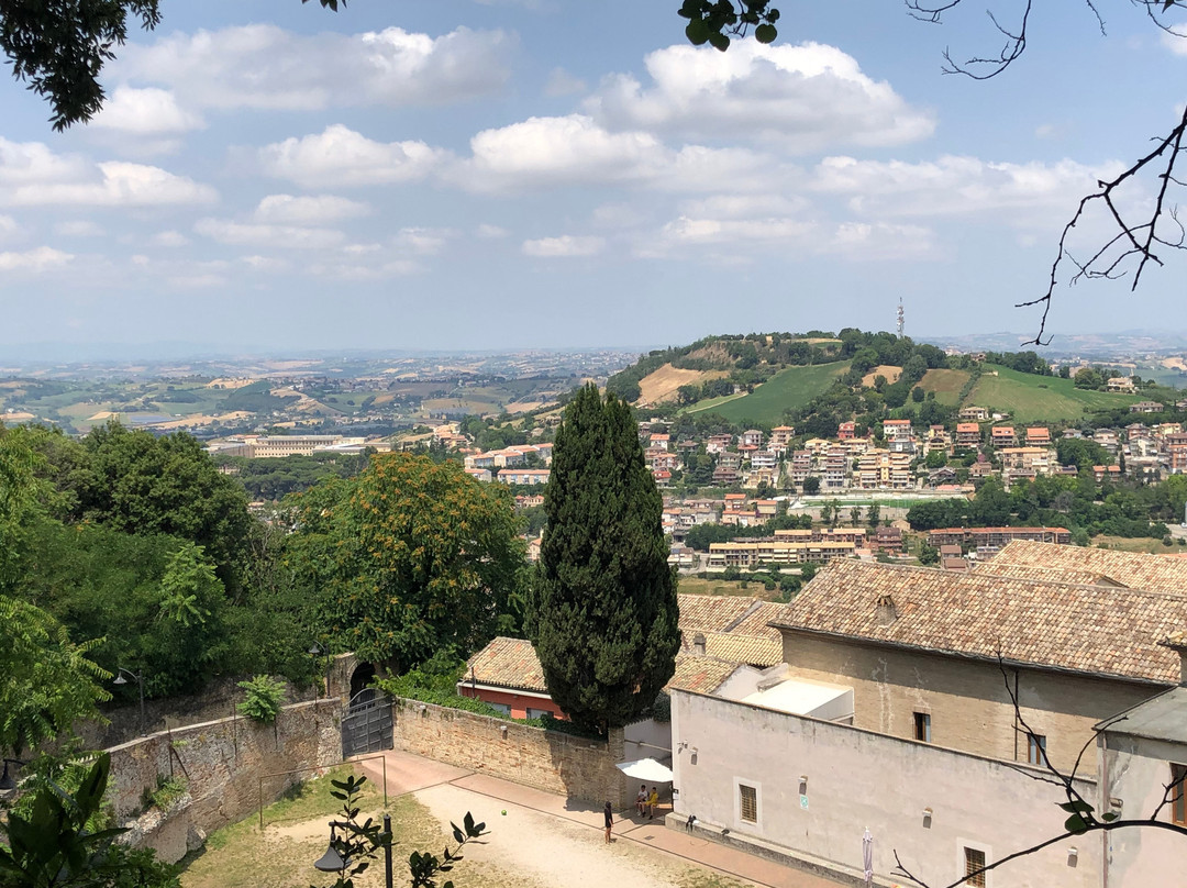 Piazzale del Girfalco-费尔莫必去景点
