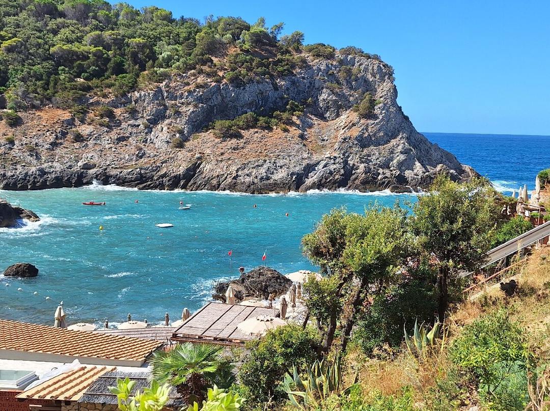 Cala Piccola-圣托斯特凡诺港必去景点