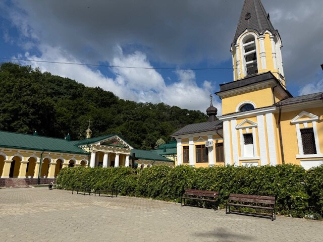 Hancu Monastery-Nisporeni必去景点