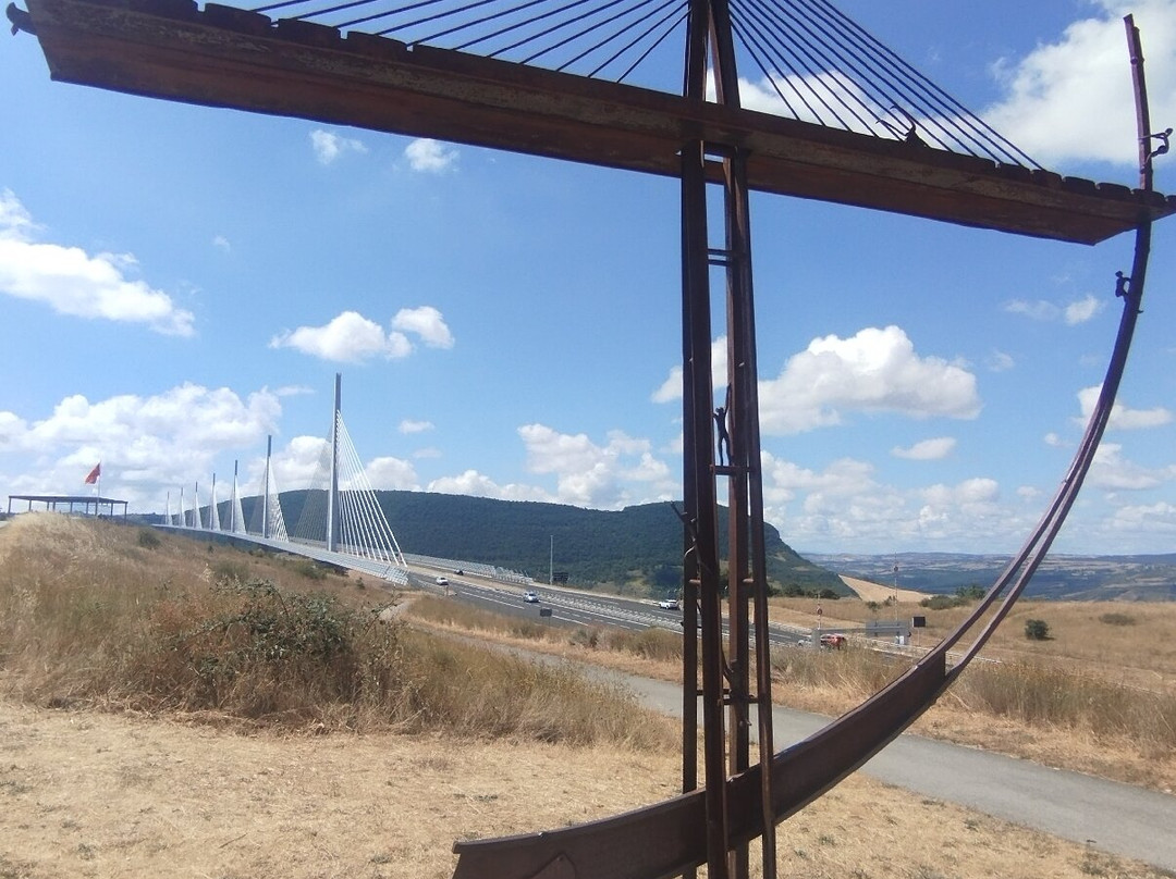Aire Du Viaduc De Millau-米约必去景点