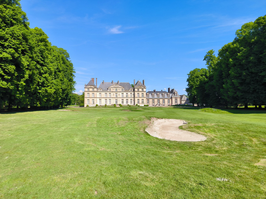 Exclusiv Golf Chateau de Raray-Raray必去景点