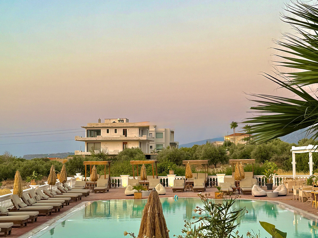Notos Heights Hotel & Suites主图