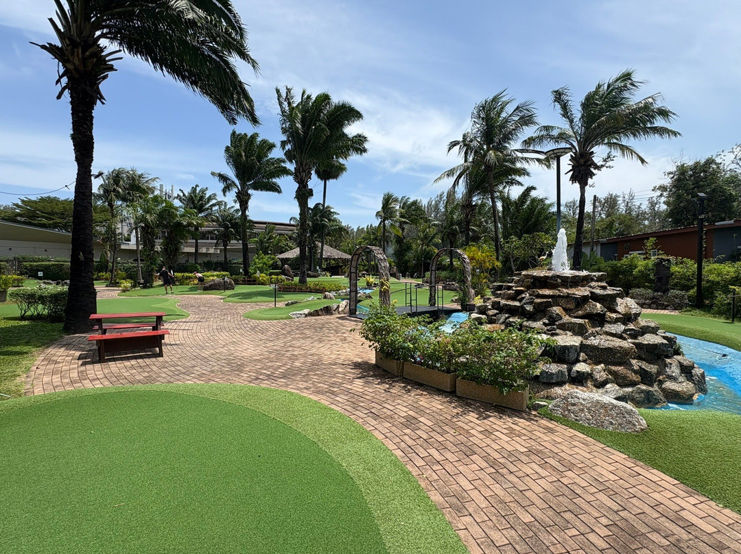 Phuket Adventure Mini Golf and Off Course Restaurant & Bar-班淘海滩必去景点