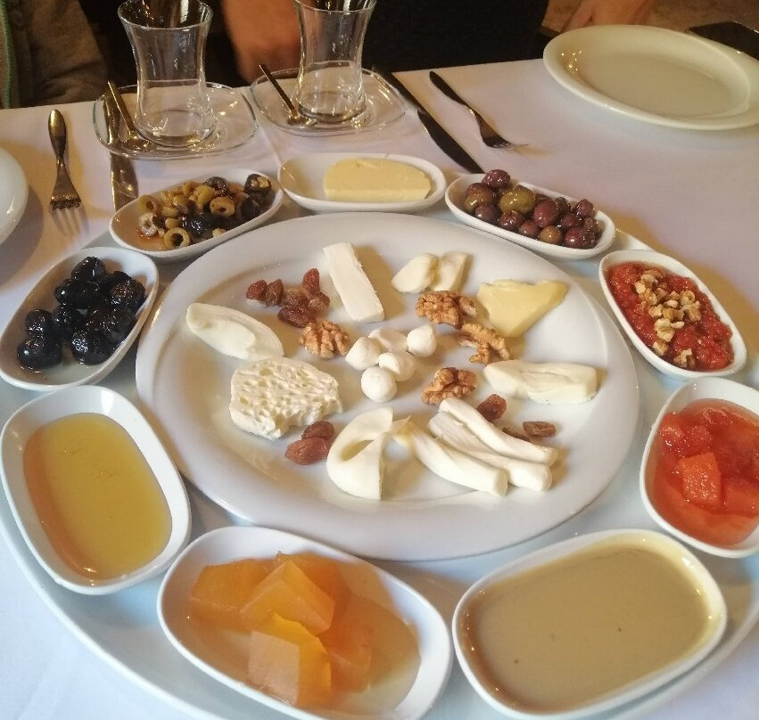 Kasr-i Nehroz Hotel主图