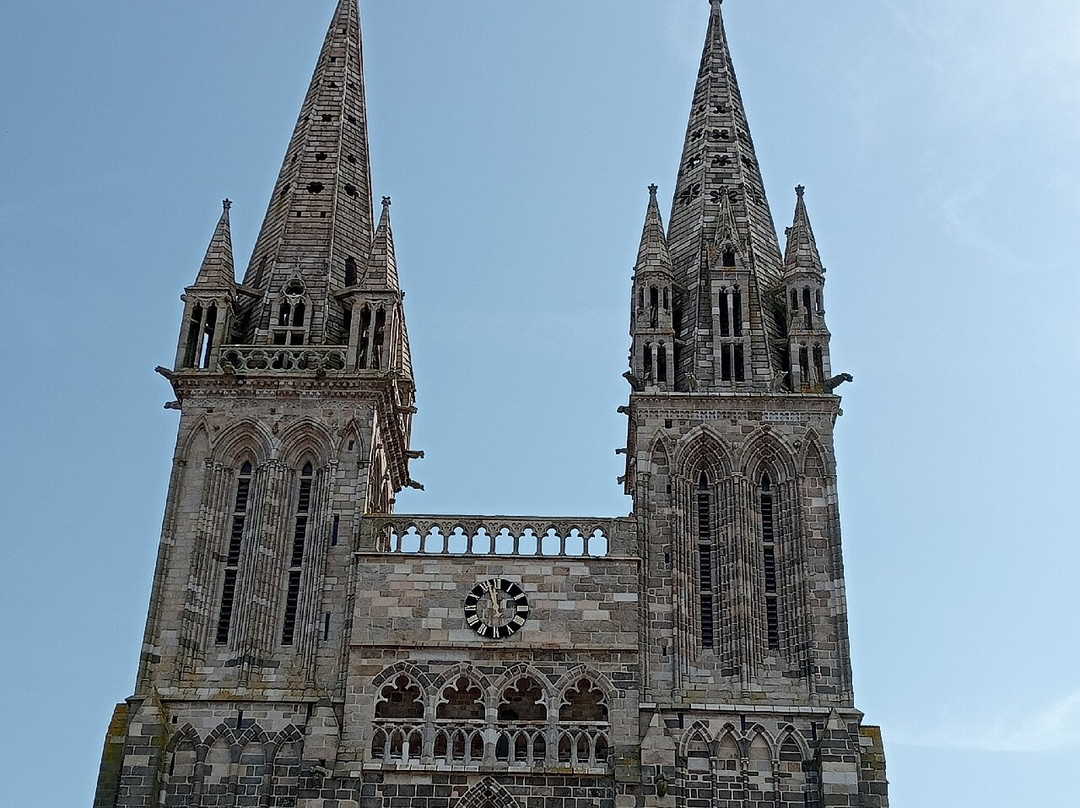 Cathédrale Saint-Paul-Aurelien-Saint-Pol-de-Leon必去景点