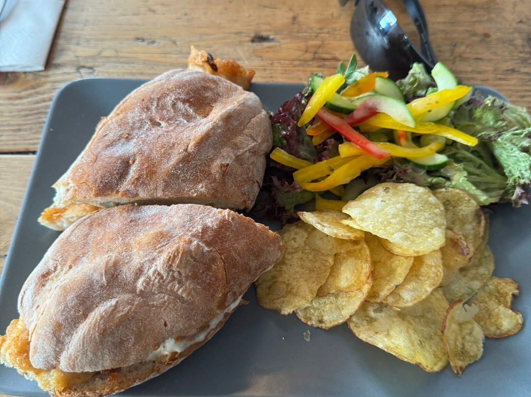 Halfway House Inn主图