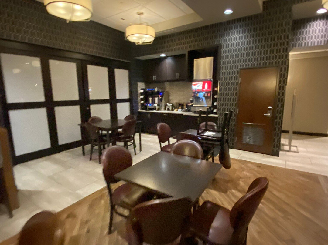 Drury Inn & Suites Columbus Polaris主图