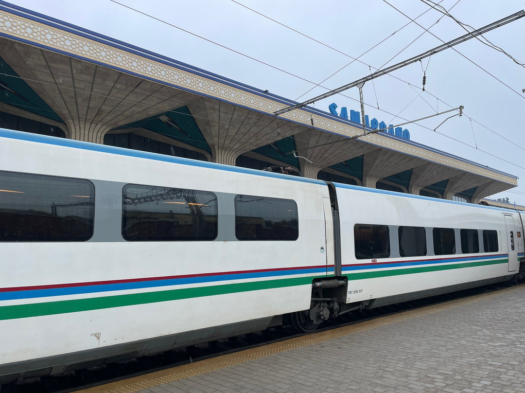 Samarkand Train Station-撒马尔罕必去景点