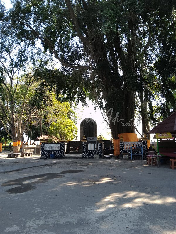 Sendang Tirta Kamandanu-谏义里必去景点