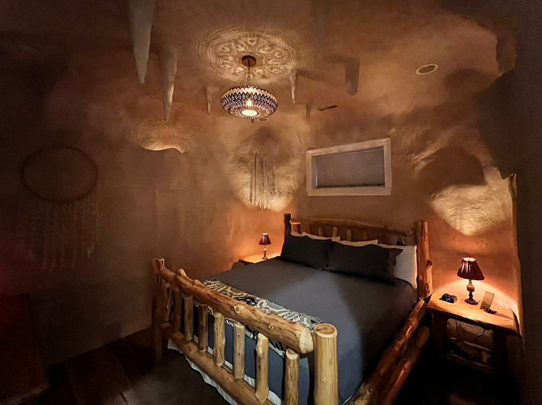 Pomona Salt Cave And Spa-White Sulphur Springs必去景点