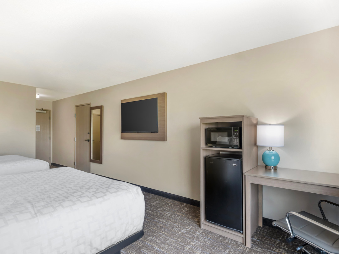 Clarion Pointe Sioux Falls Airport主图