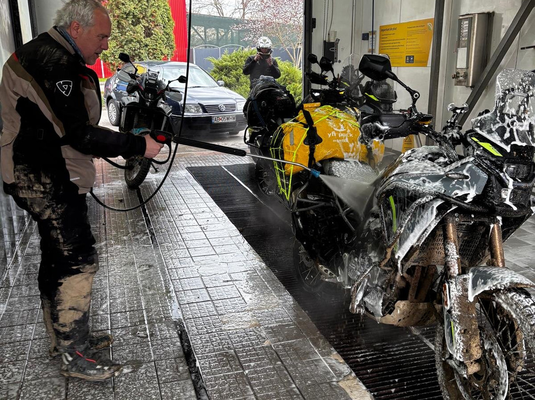 Bike2rent-布加勒斯特必去景点