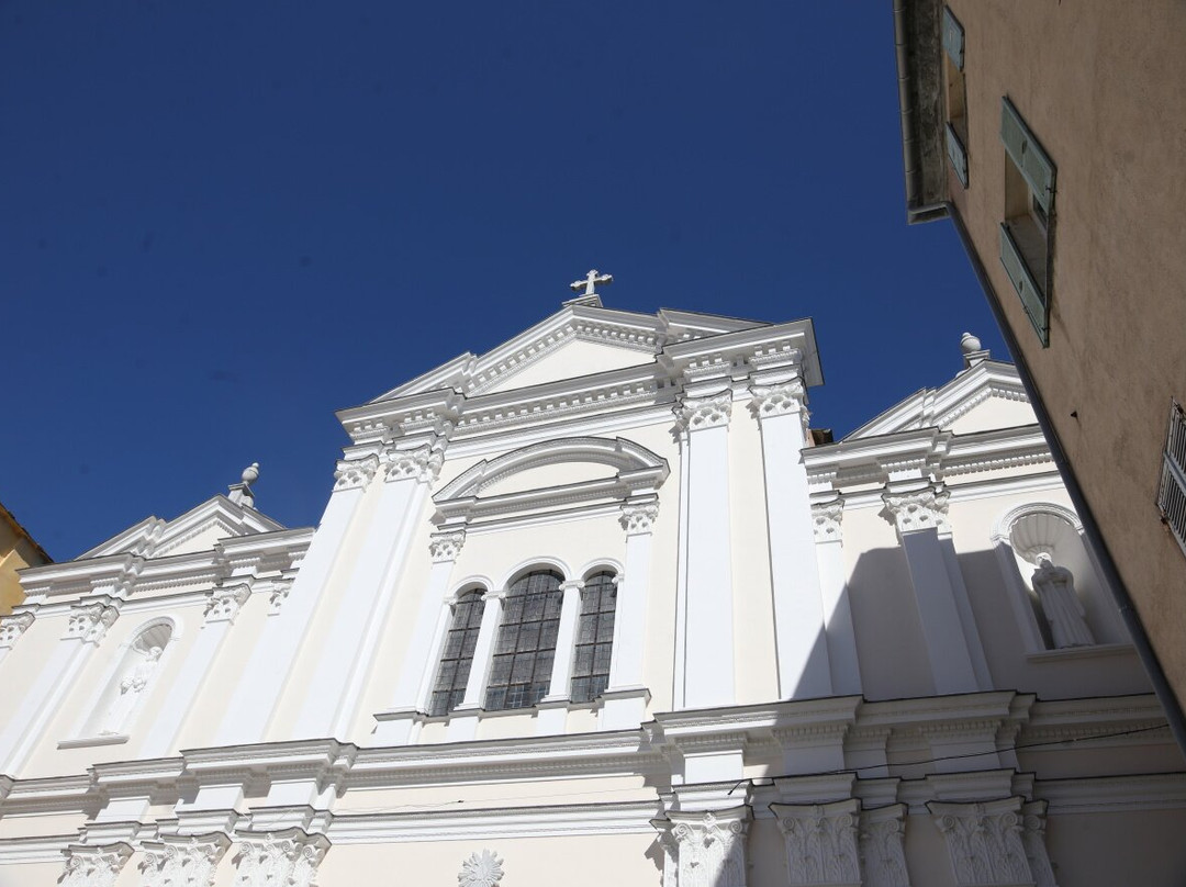 Cathédrale Sainte-Marie de Bastia-Bastia必去景点