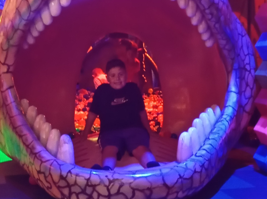 Aventura Jurássica-康泊琉海水浴场必去景点