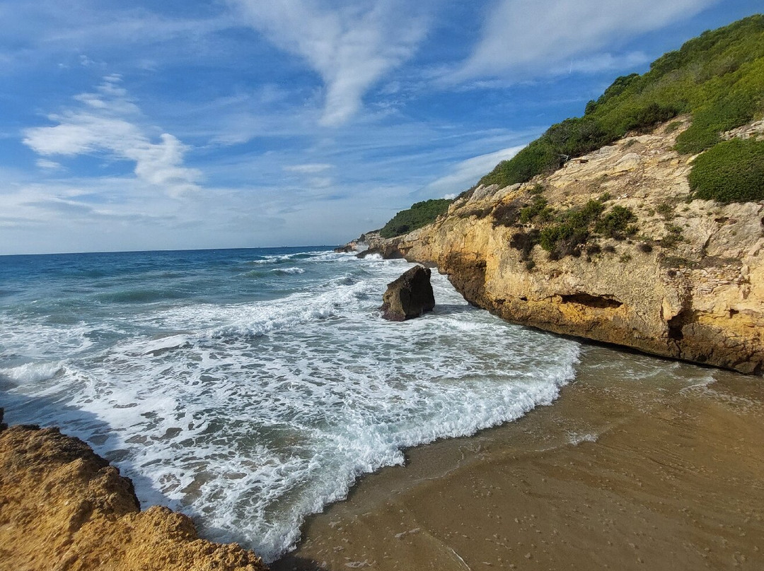 Cala Jovera-Tamarit必去景点