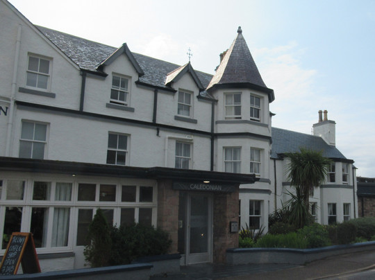 牛津喀里多尼亚酒店主图