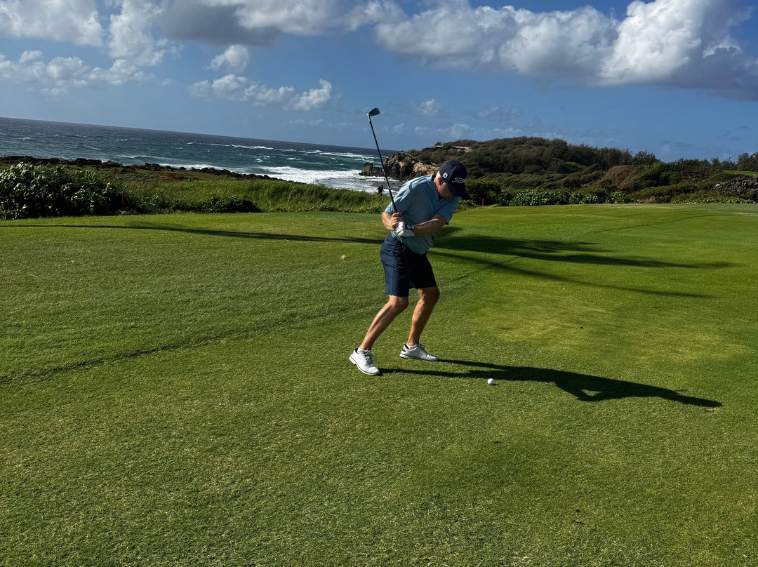 波伊普湾高尔夫球场-可洛亚必去景点