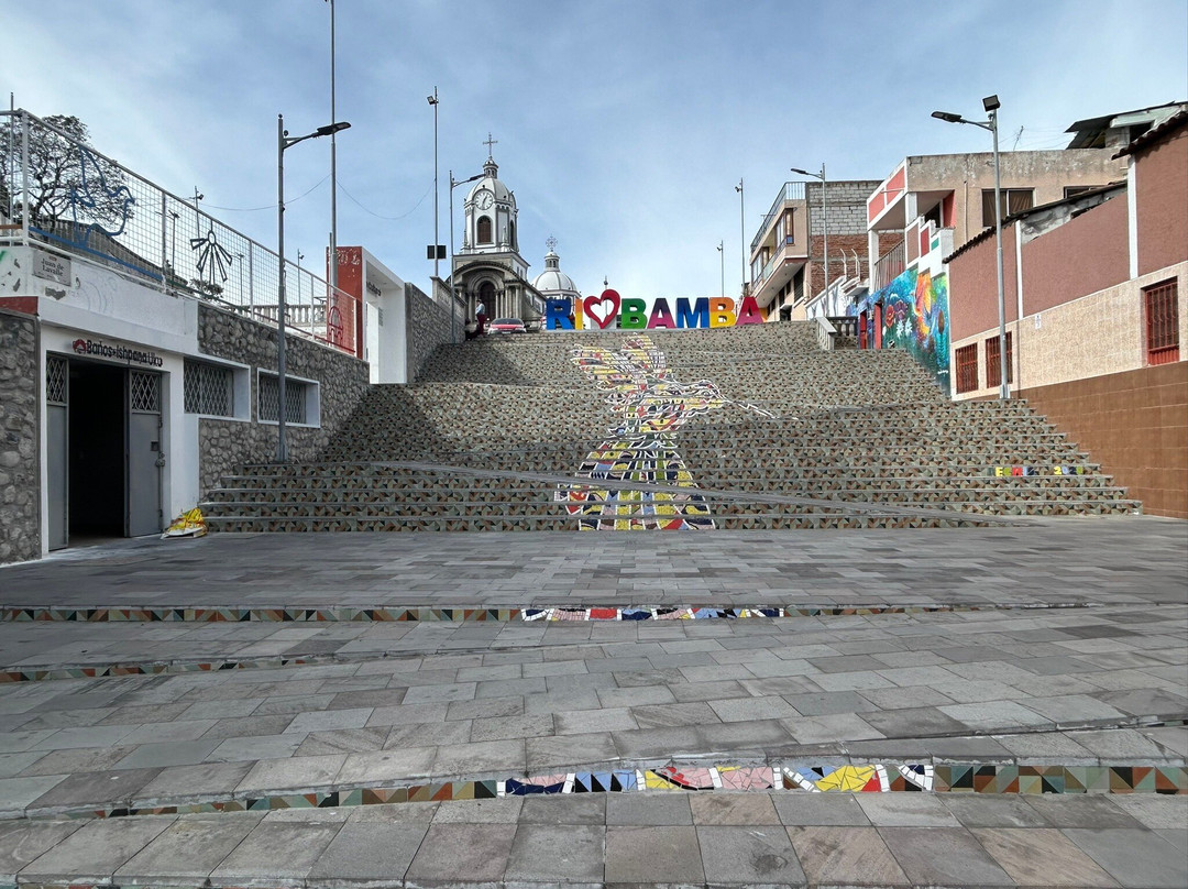 Escalanatas de la Loma de Quito-Riobamba必去景点