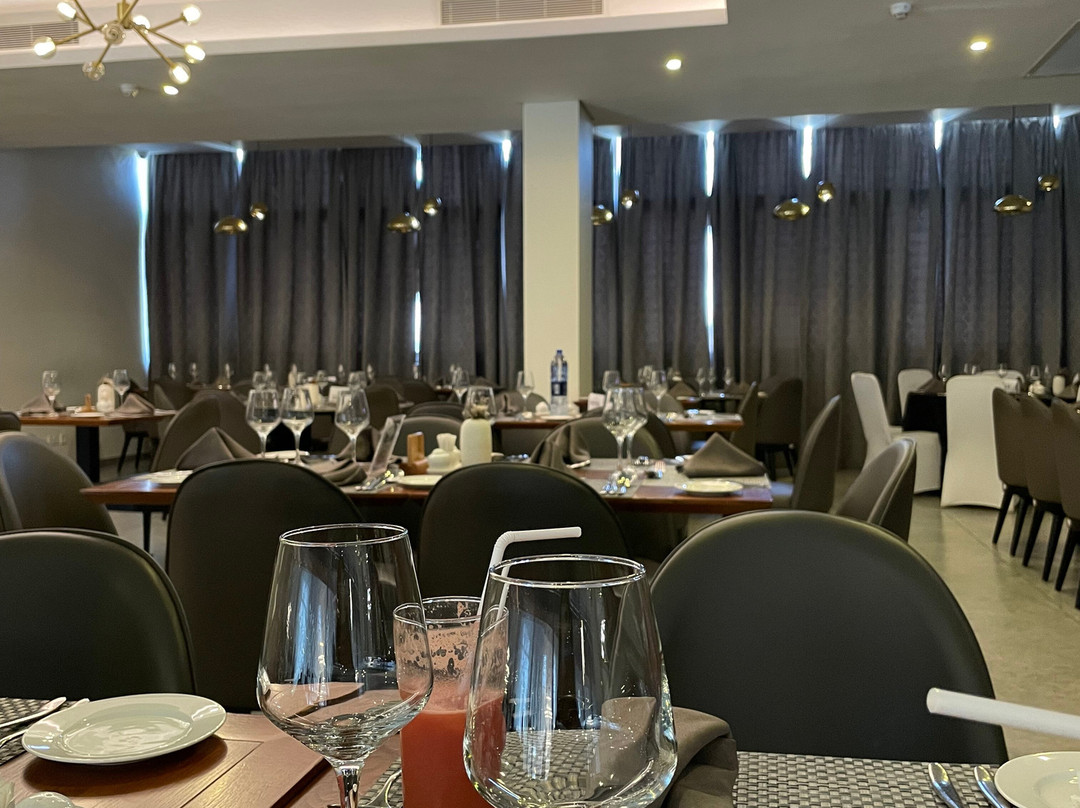 Alisa Hotel Tema主图