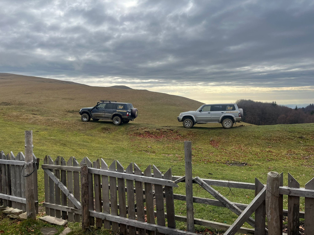 4x4 Tours-布加勒斯特必去景点