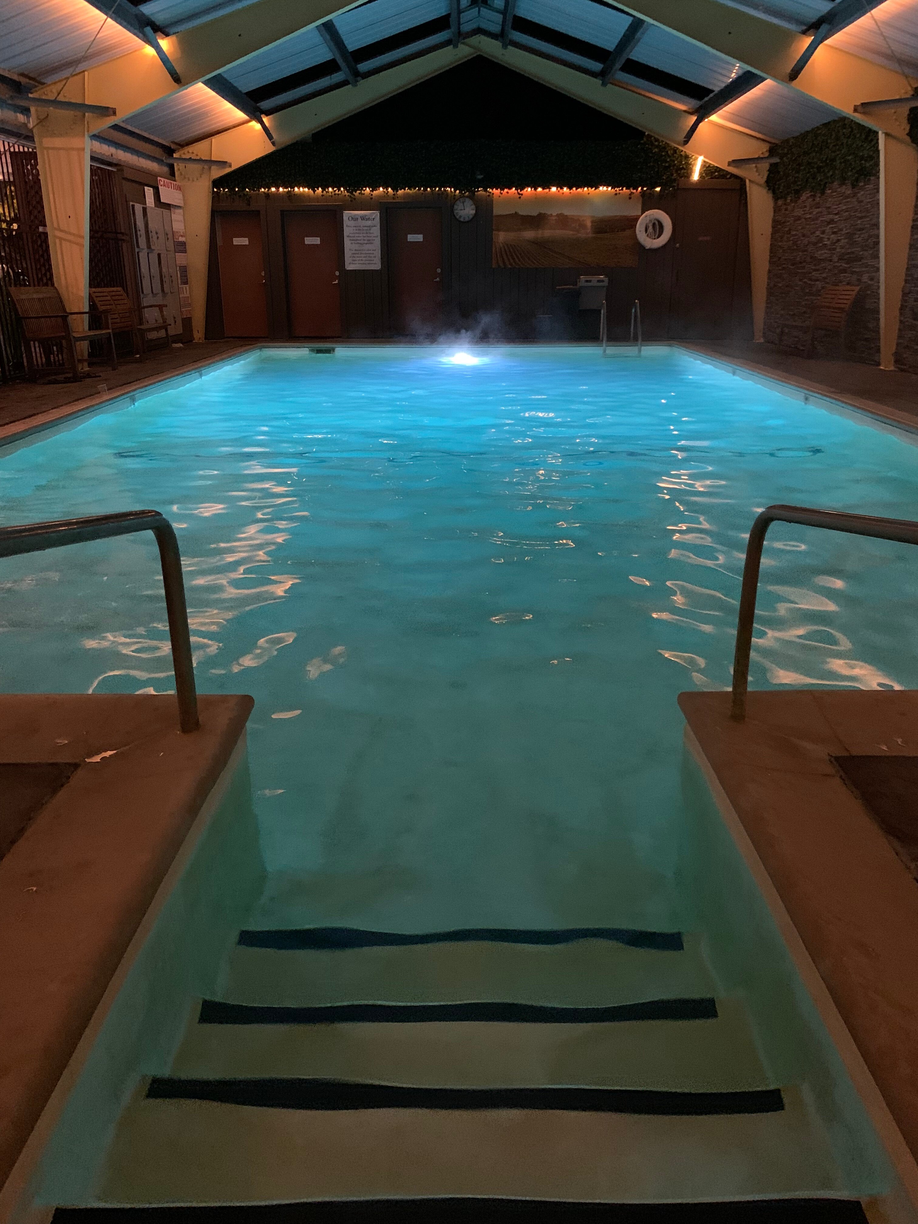 Golden Haven Hot Springs Spa-泳池