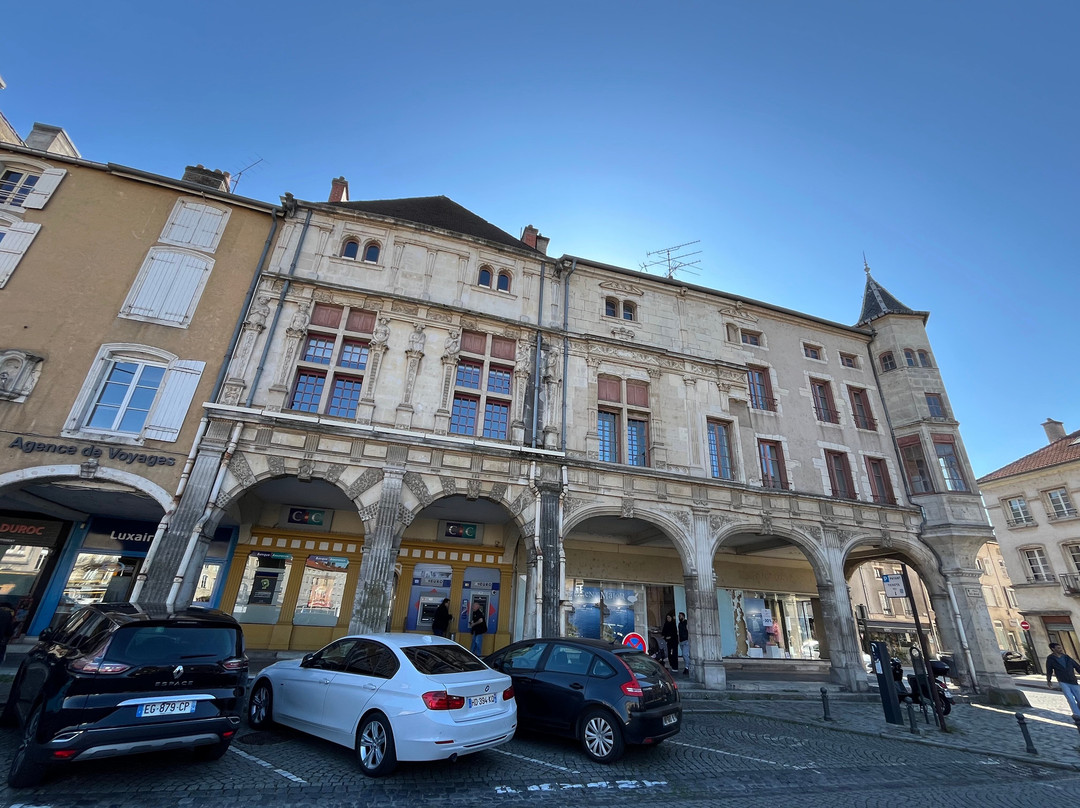 Place Duroc-蓬塔穆松必去景点