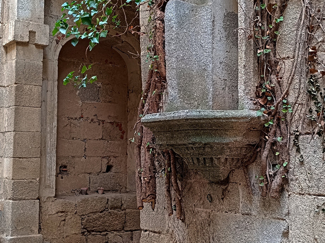 Monasterio de Guisando-El Tiemblo必去景点