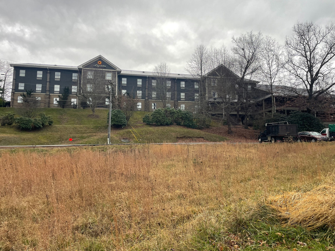 La Quinta Inn & Suites by Wyndham Boone University主图